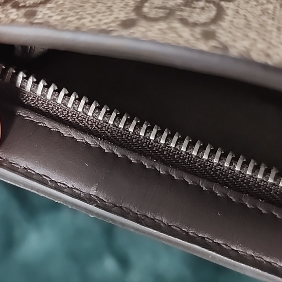 GUCCI  Ophidia leather clutch bag - Picture 15 of 16